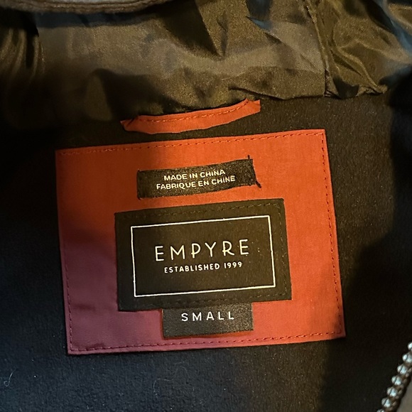 Empyre Small Snowboard/Ski Jacket - Picture 4 of 5